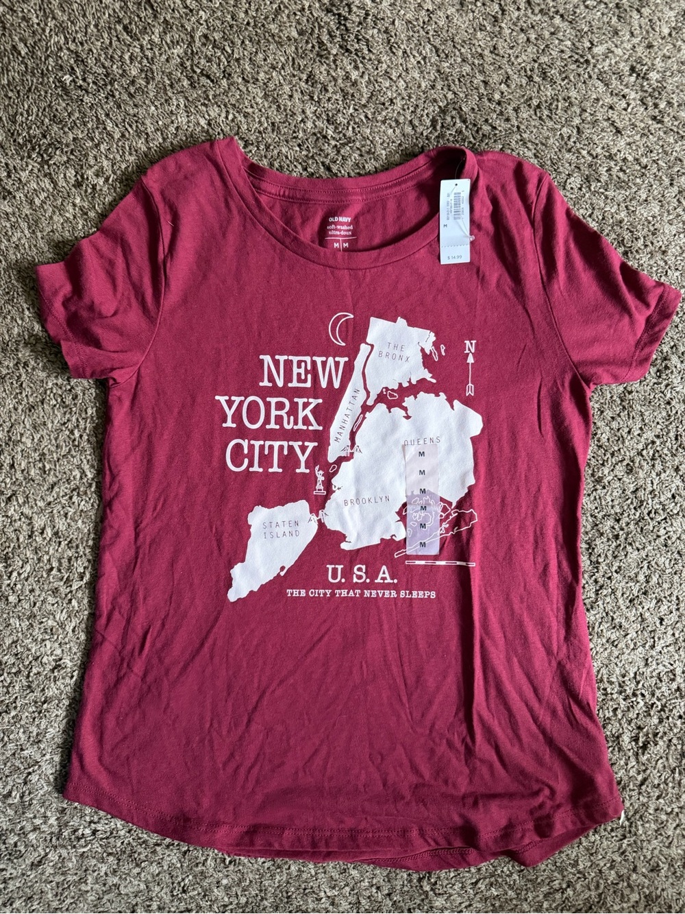 Old Navy Women's New York City Graphic Tee - Berry